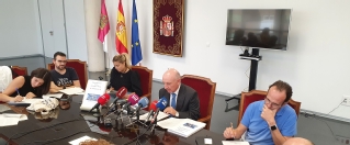Los medios de comunicación durante la presentación de la memoria de actividad de juzgados y tribunales de la comunidad
